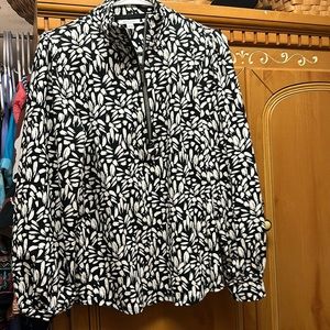 Chicos half zip pullover